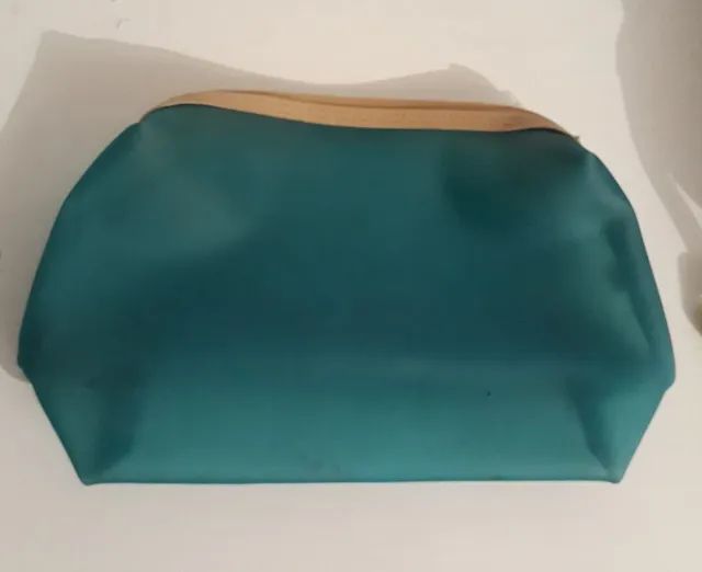 Necessaire grande em plástico grosso  - Foto 3