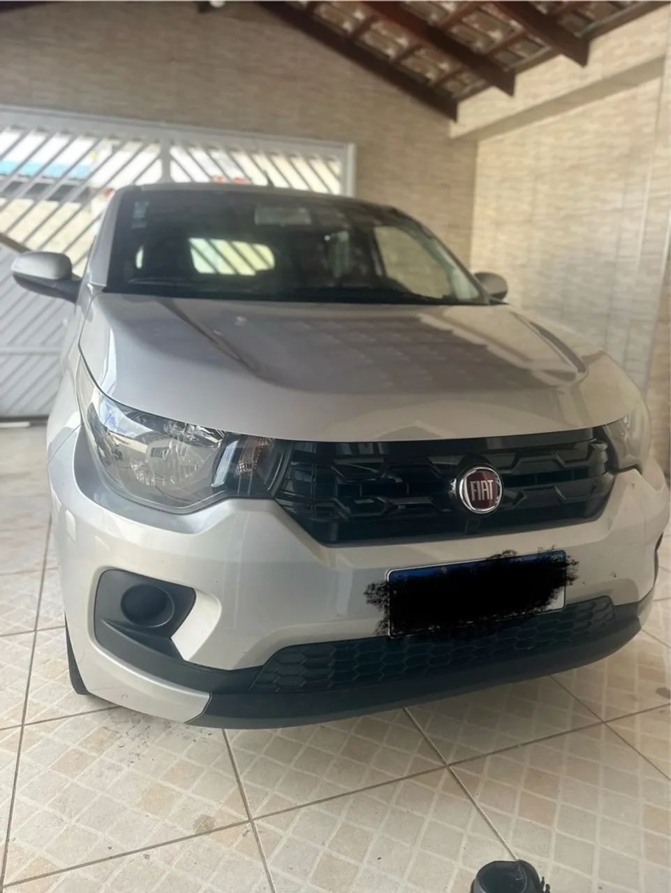 Fiat Mobi Like muito novo 