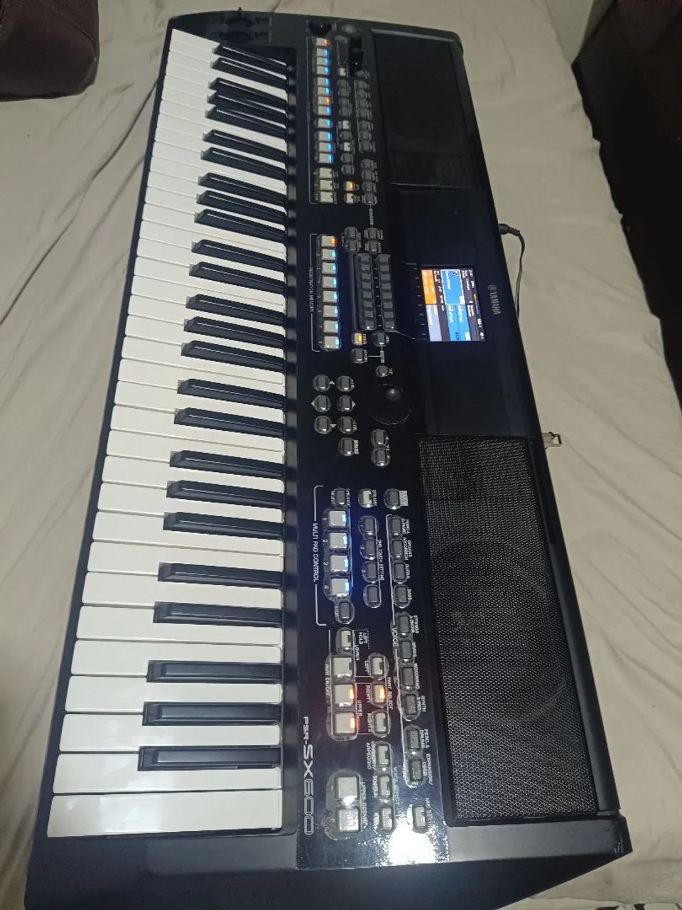 Teclado Yamaha PSR-SX600