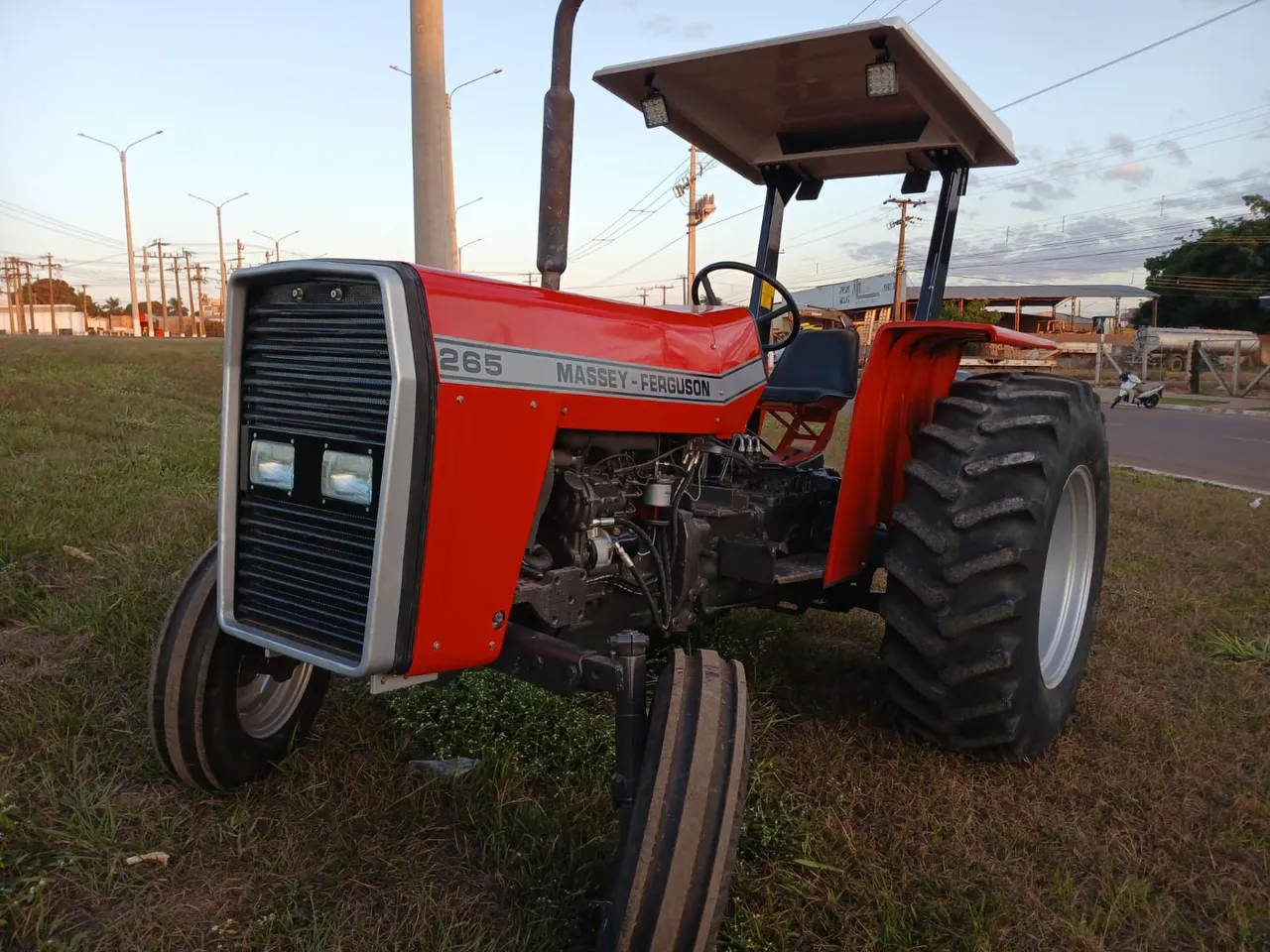 Trator Massey Ferguson 265