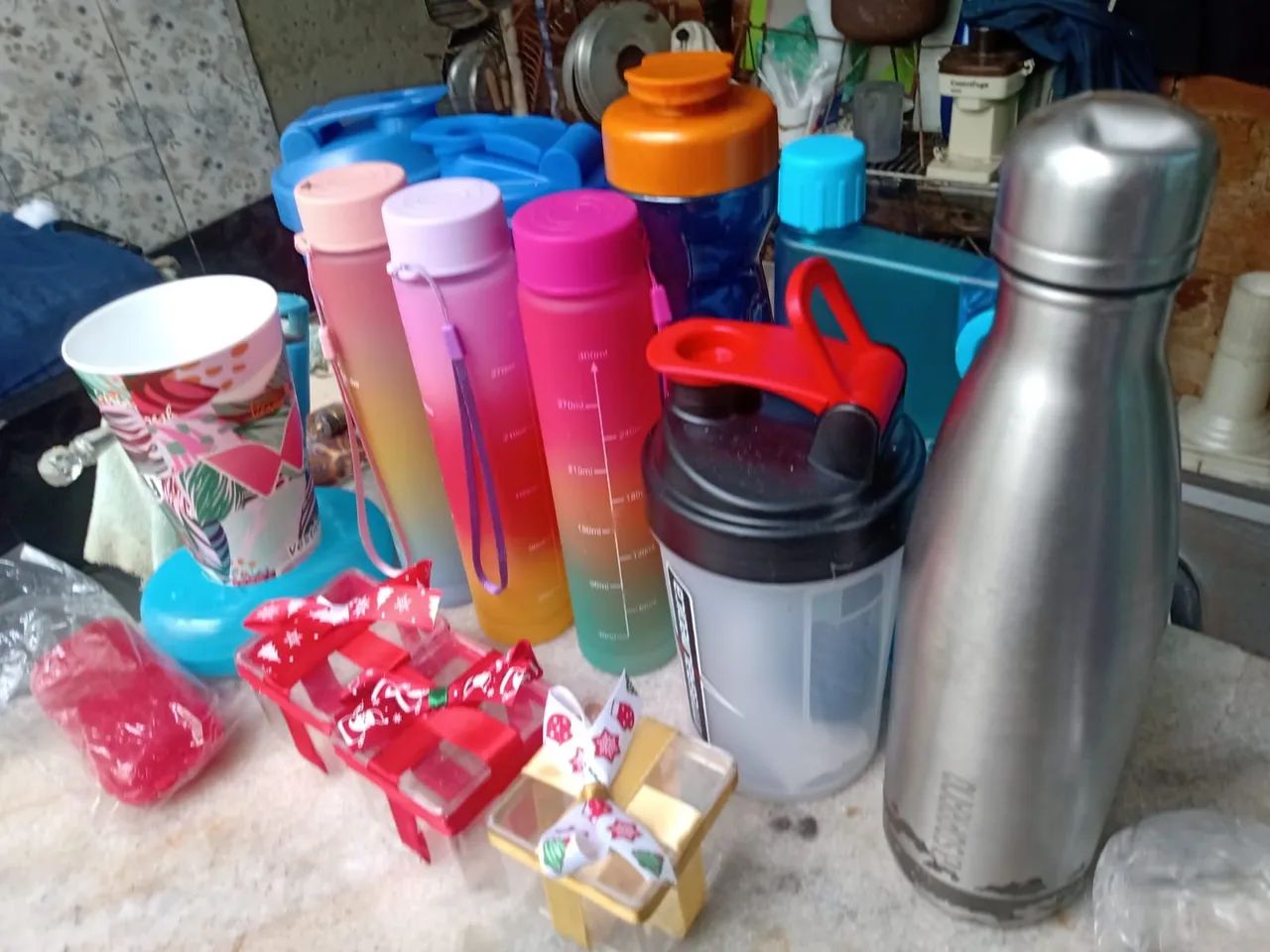 R$40 Garrafinhas e coqueteleiras  - Foto 3