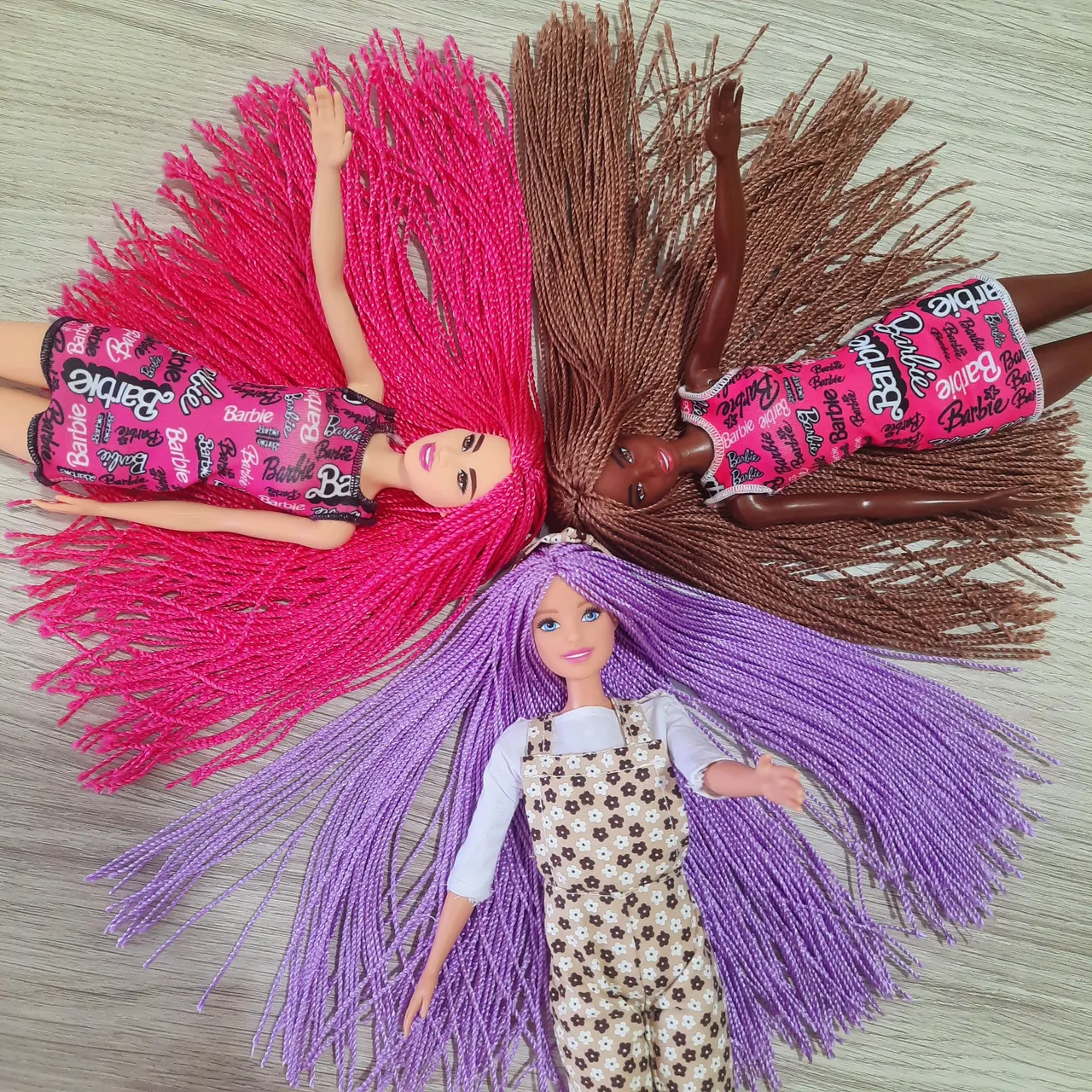 Bonecas Barbie com Cabelos Trançados (Cada)