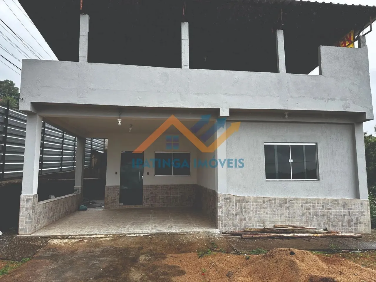 Casa de 3 quartos com terraço no alto do Vila Formosa