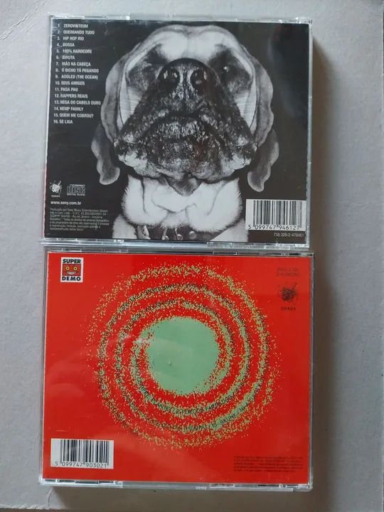 Cds Planet Hemp 02 CDs usados Os cães ladram mas a caravana não pára / Usuário R$ 70 reais - Foto 2