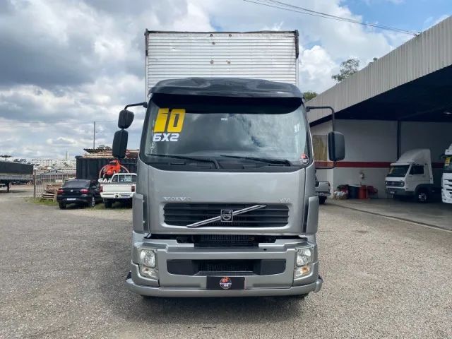 VOLVO VM 260 6X2 2010 BAÚ MOTOR FEITO - Foto 3