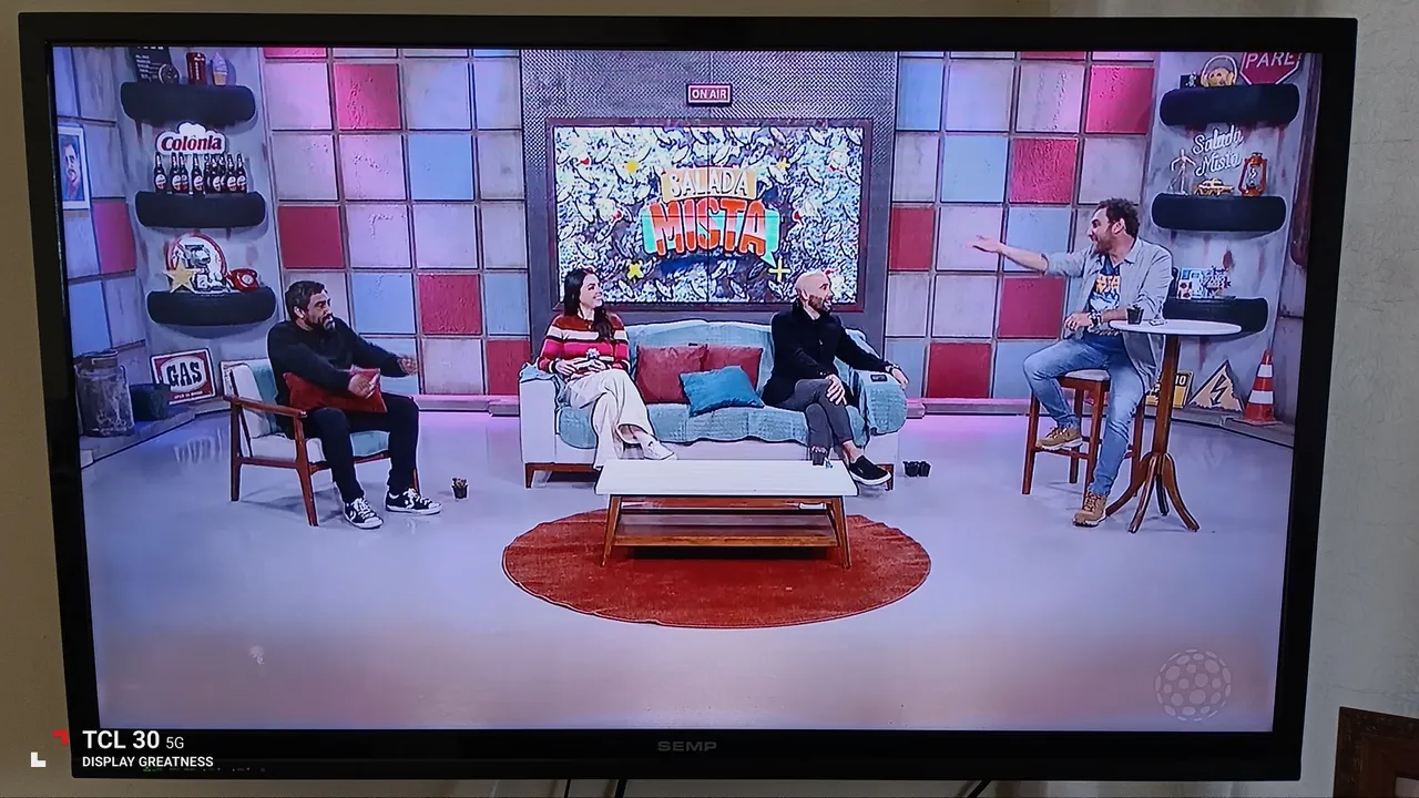 Tv Semp Toshiba 40 polegadas (não é smartv)