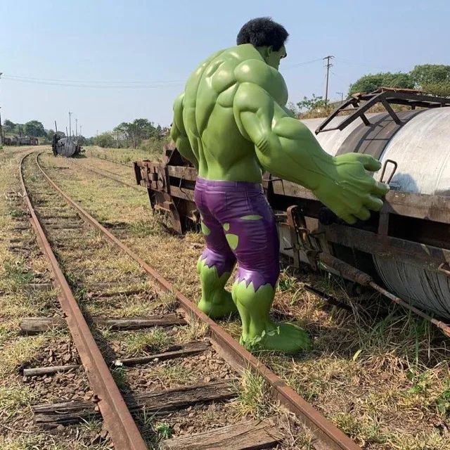 Hulk tamanho real  - Foto 2