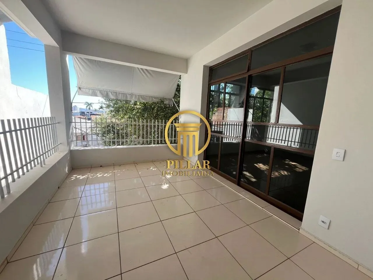 CASA DISPONIVEL PARA LOCAÇÃO NO BAIRRO CÂNDIDA CÂMARA - MONTES CLAROS/MG