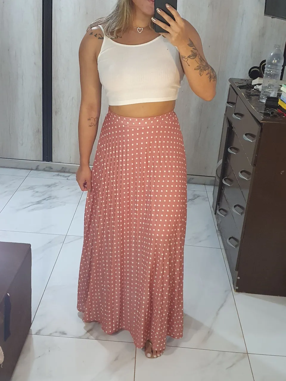 Saia Plissada longa poá