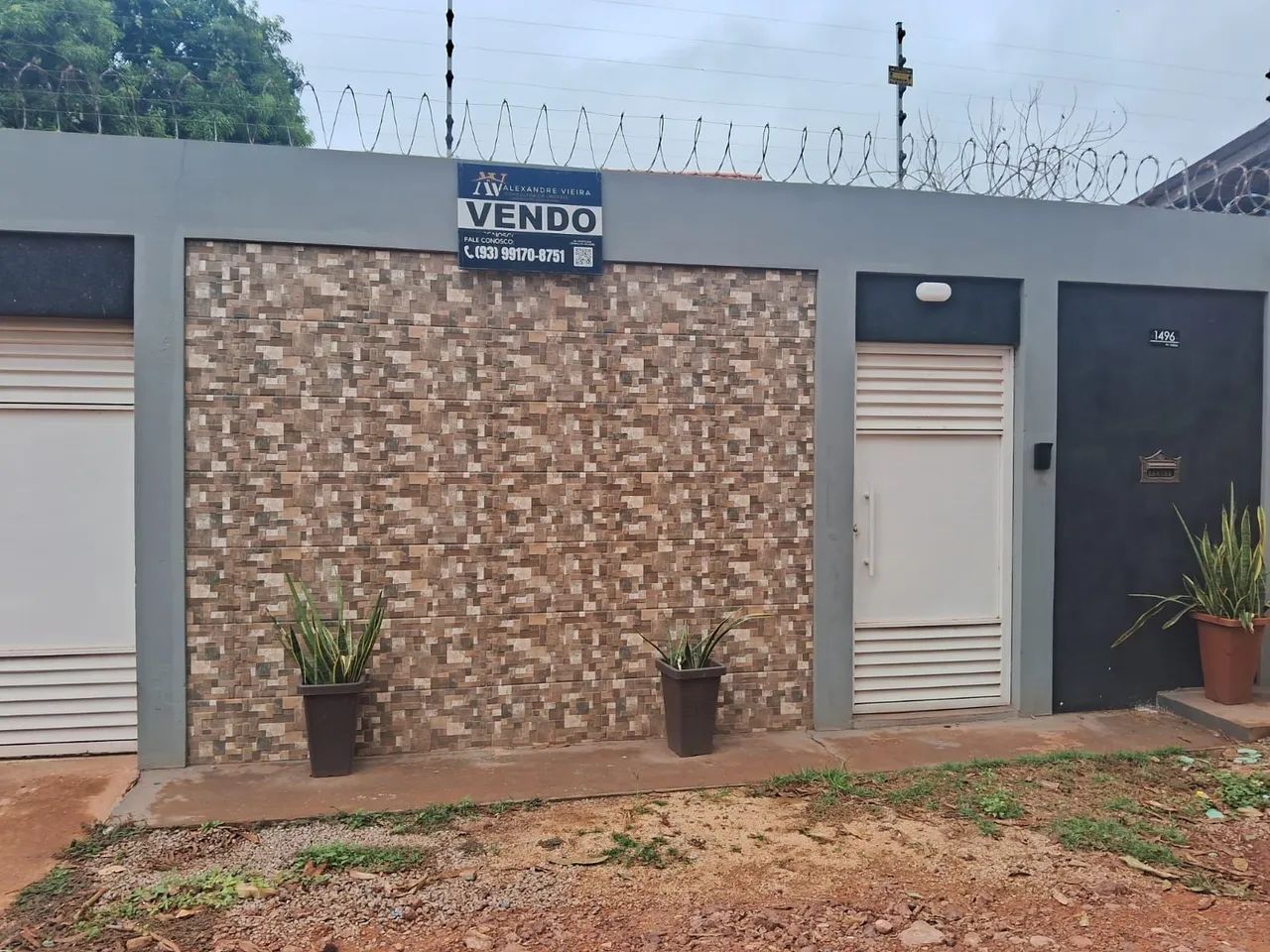 Casa bem localizada no bairro Diamantino 