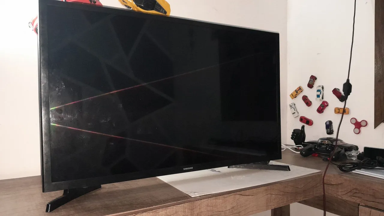 TV Samsung Tela Plana - Ótimo estado