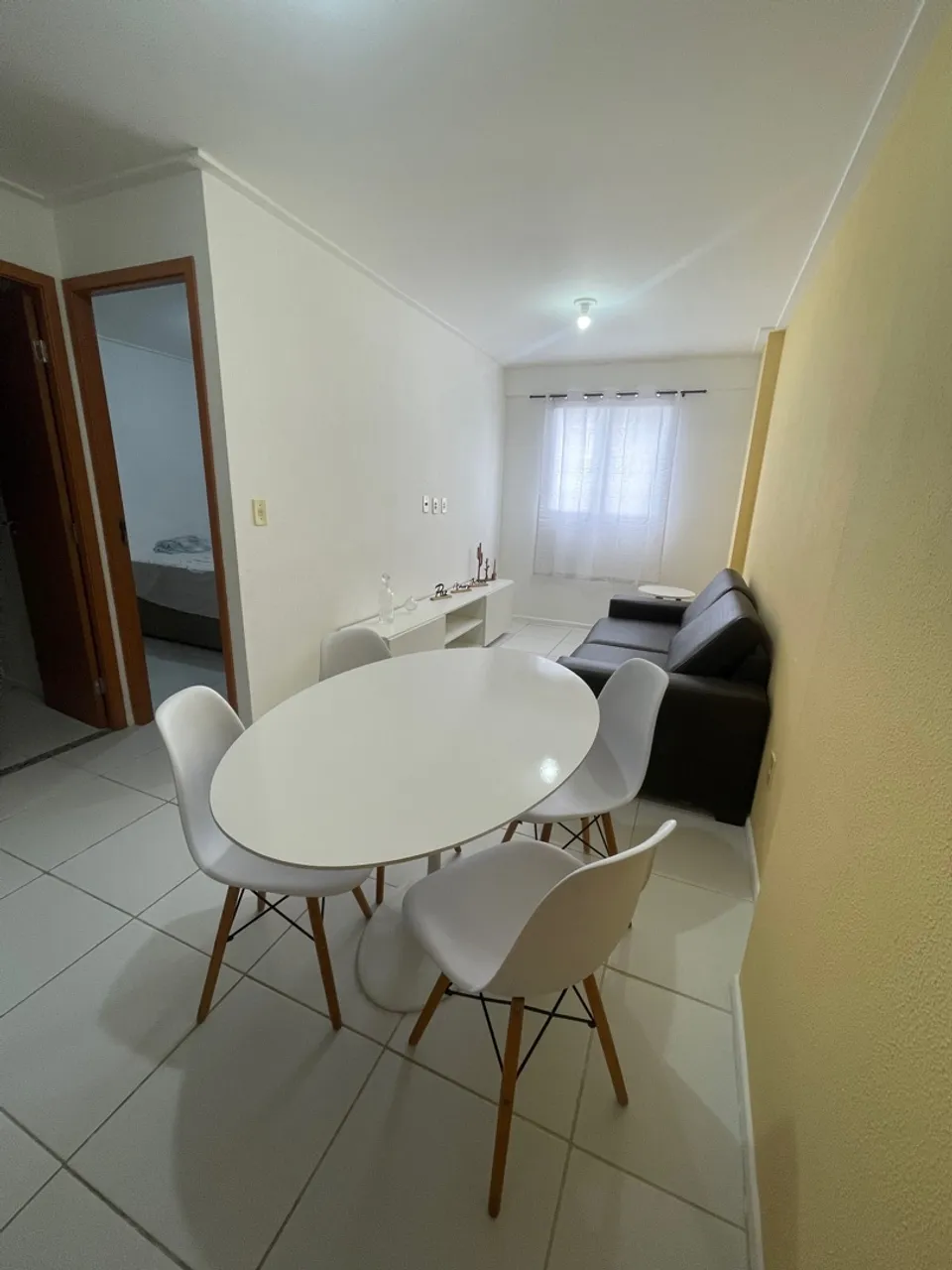 Alugo quarto sala mobiliado
