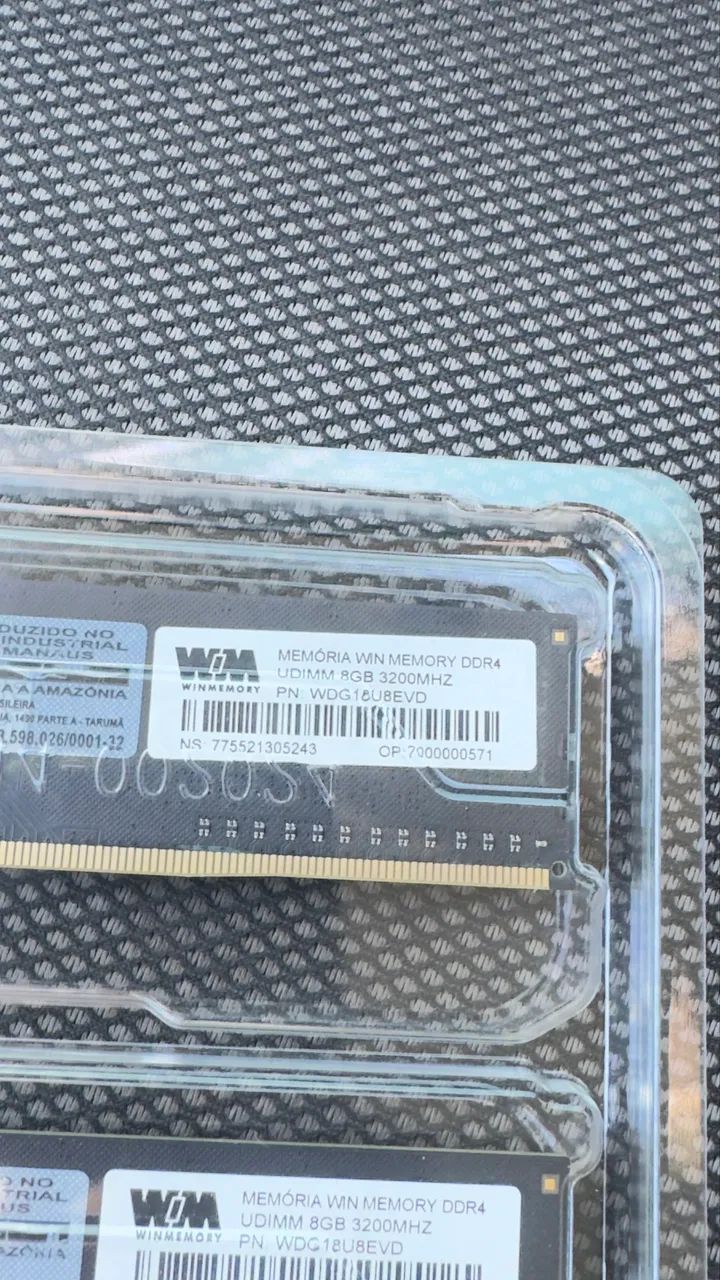 DDR4 16GB 2x8 3200MHz memory64186560392449121