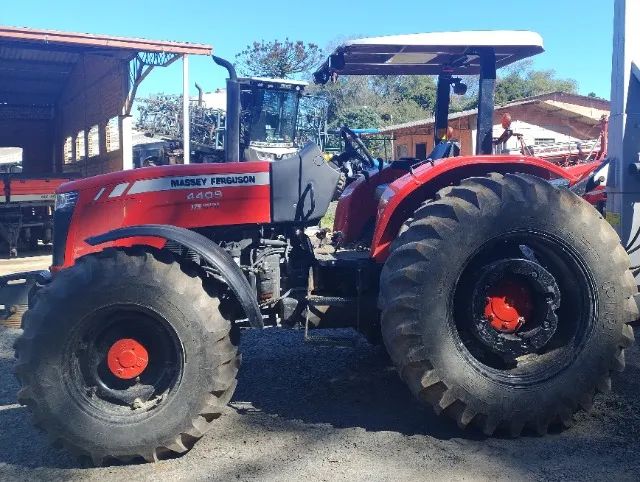 Trator Massey Ferguson - MF 4409. Fabricação 2023 - Foto 2