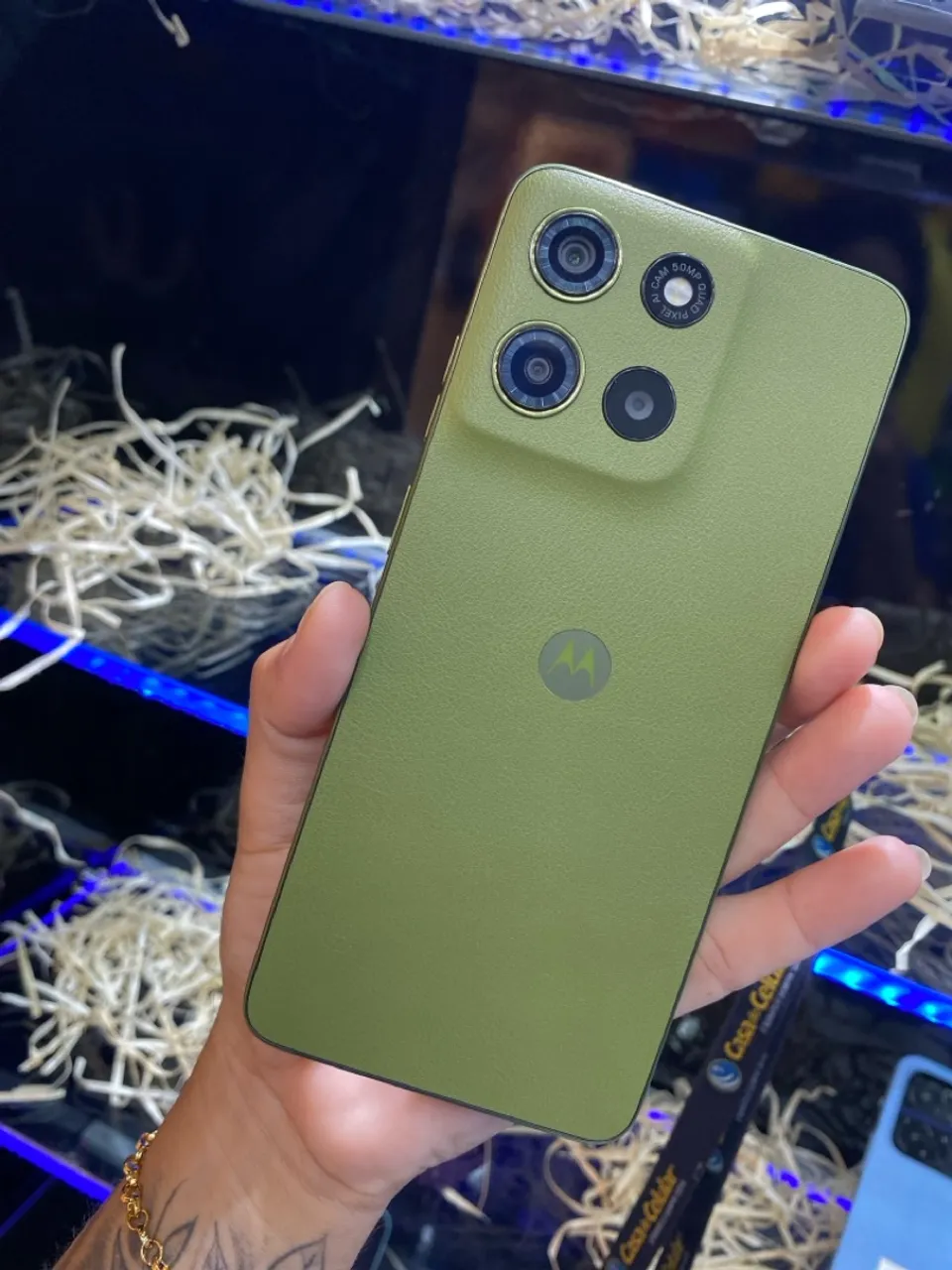 Celular Motorola no boleto com entrada a partir de 250,00