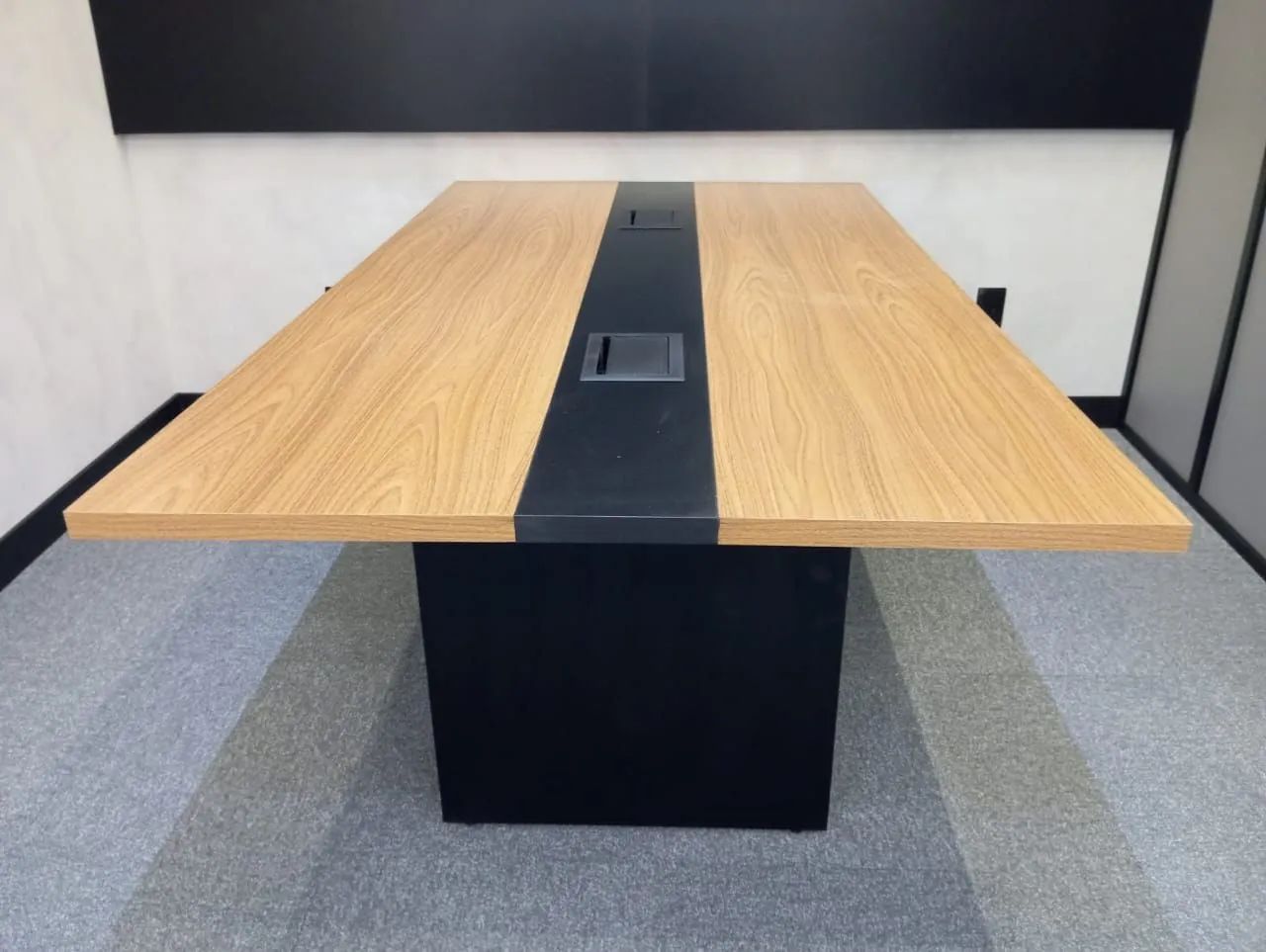 MESA DE REUNIÃO 2,70X1,20 NOVA****LEIA A DESCRIÇÃO*****