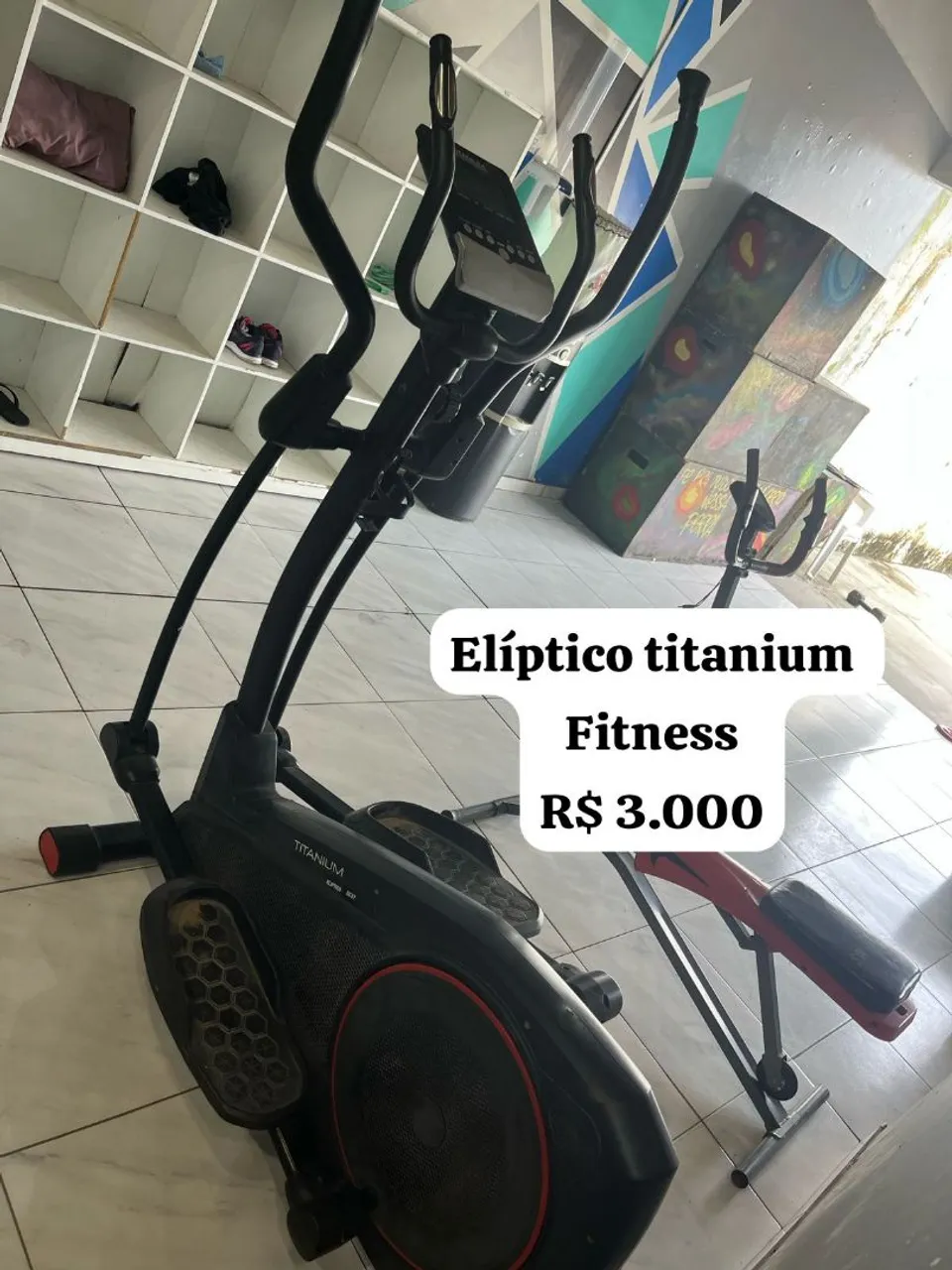 Elíptico Titanium Fitness