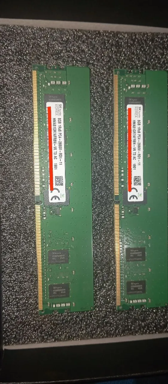 Memoria Sk Hynix Servidor 8gb Pc4-2666v (Hma81gr7afr8n)