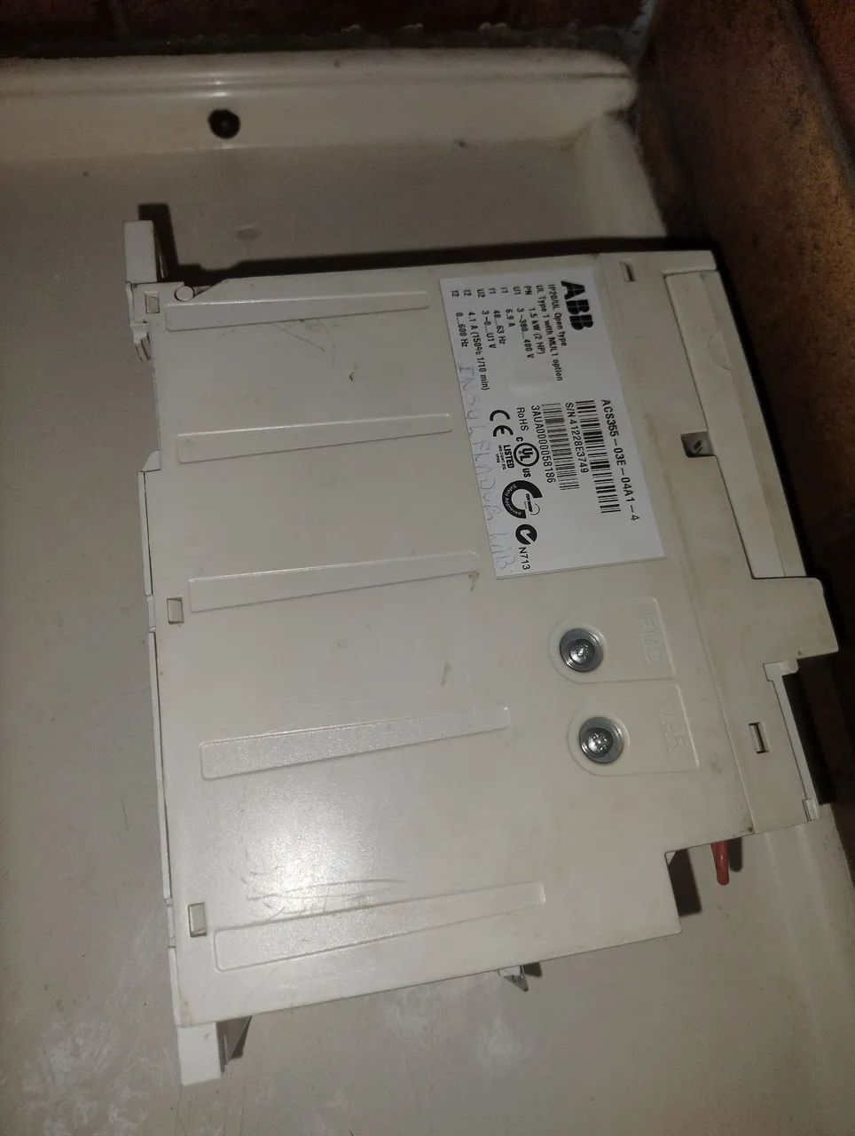 Inversor de Frequência Trifásico<br>2CV/1,5kW 380V 4,1A<br>ACS355-03E-04A1-4 - Foto 2