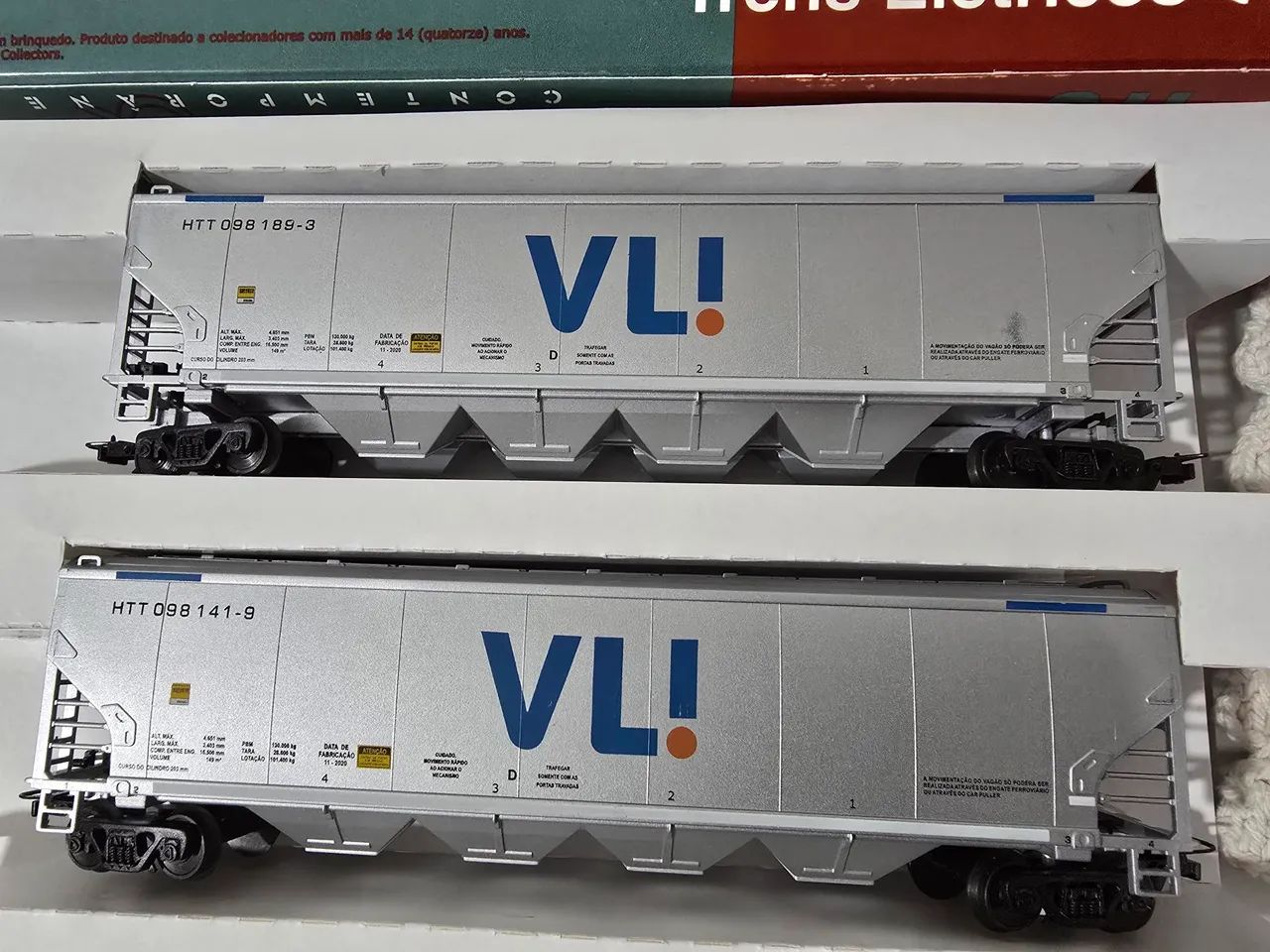 Conjunto 2 vagões HTT VLI Frateschi Números diferentes HO - Foto 3