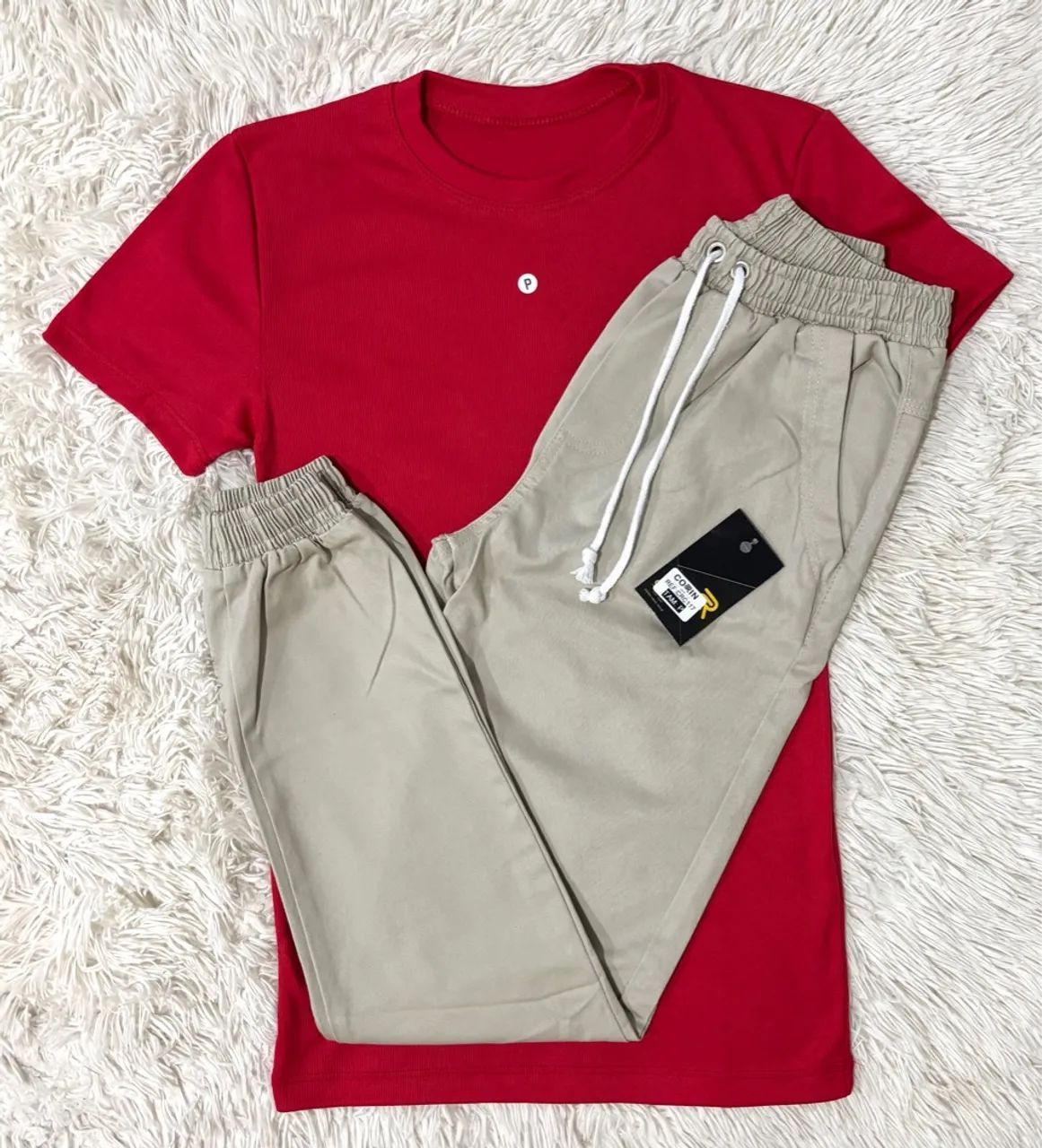 Conjunto P Camiseta e Calça Jogger 36/38