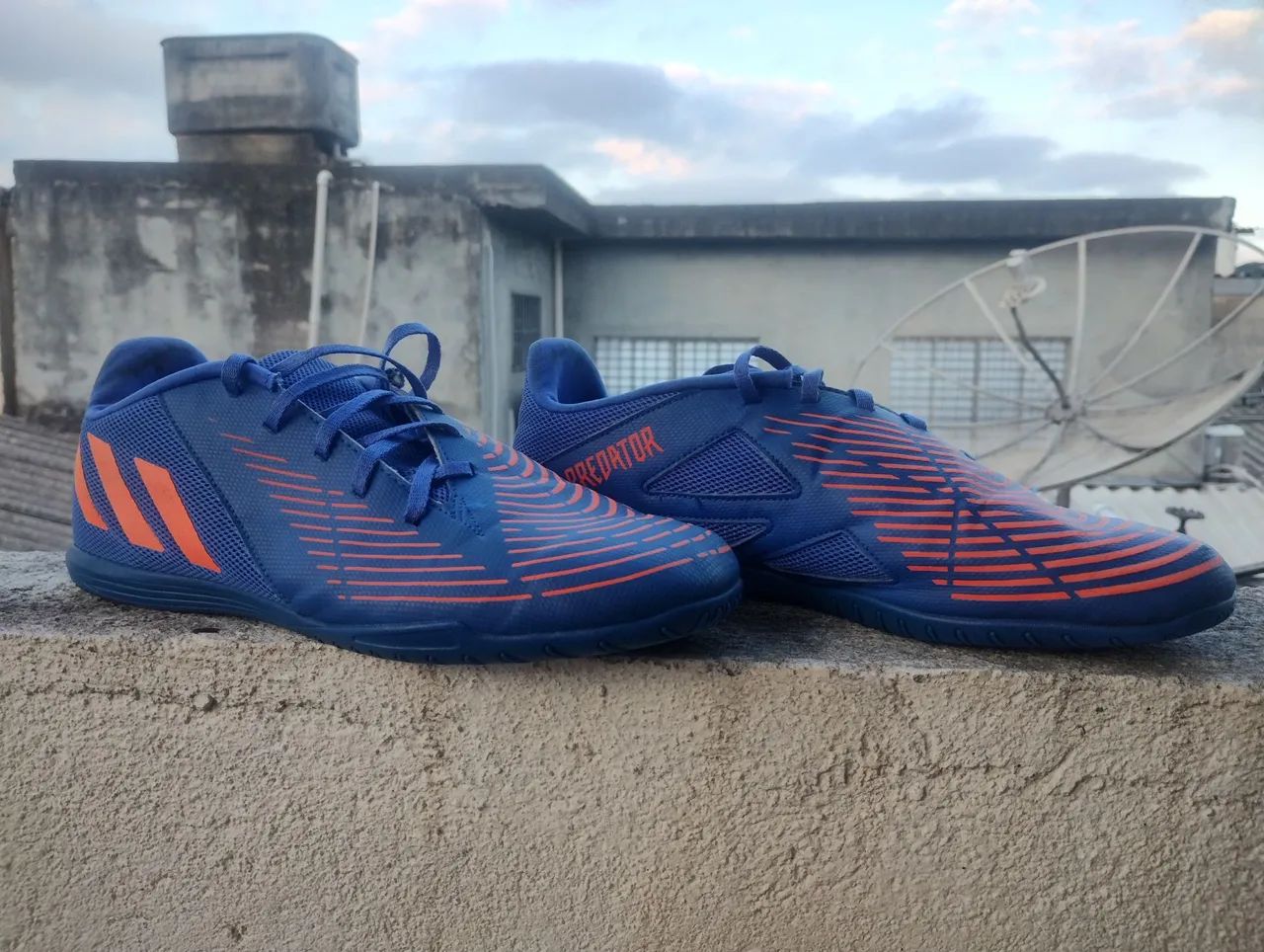 Chuteira de futsal Adidas 