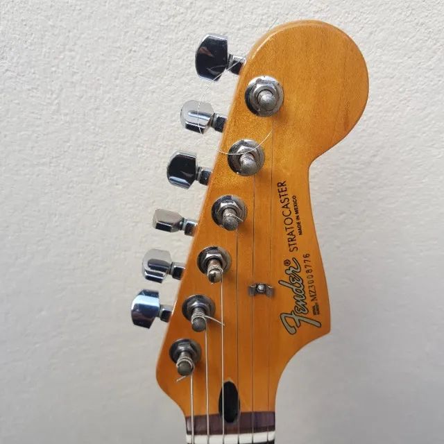 Fender Stratocaster Classic Series 60's Mexicana - Foto 4