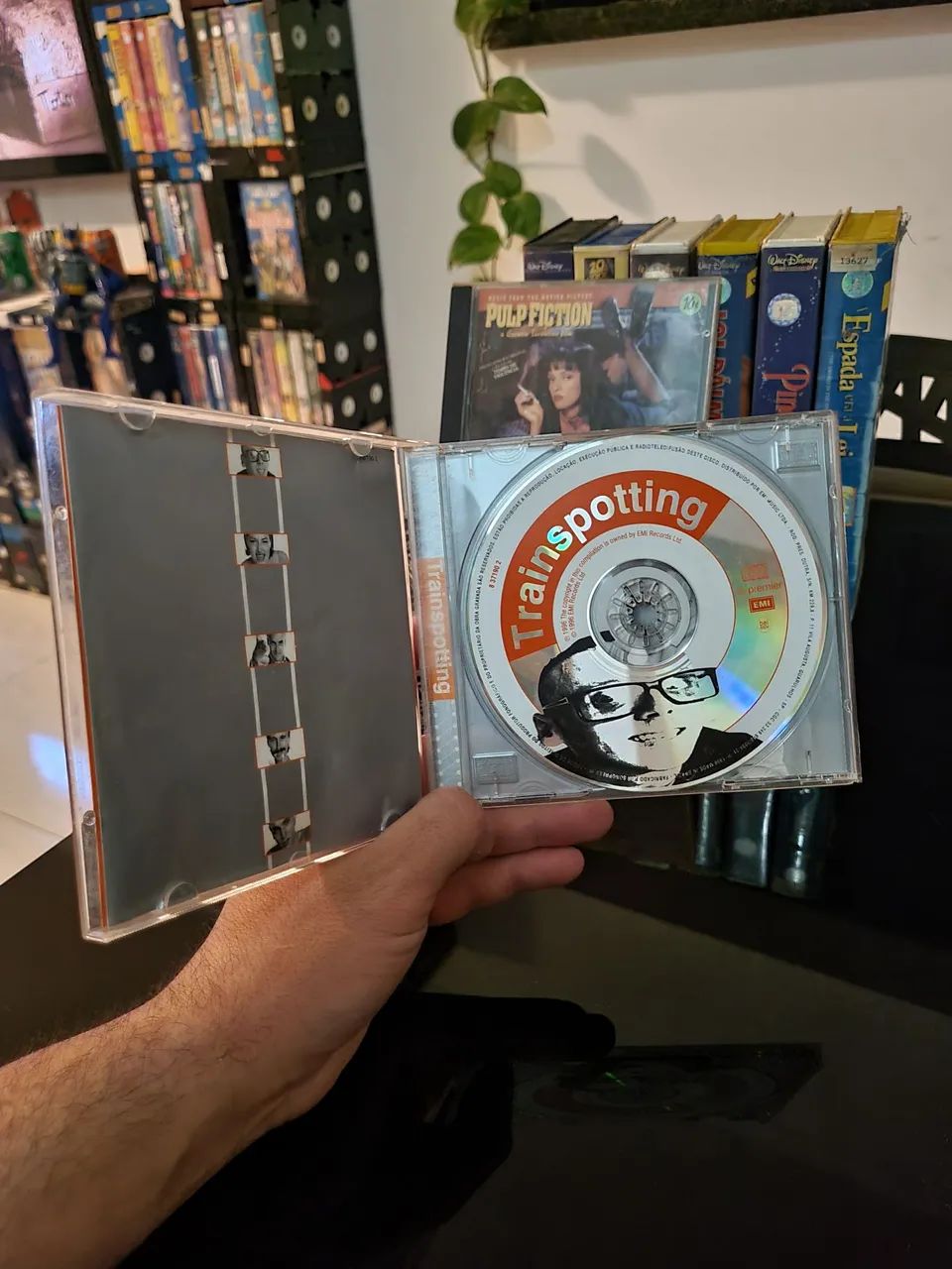 Trainspotting CD  Trilha Sonora  - Foto 3