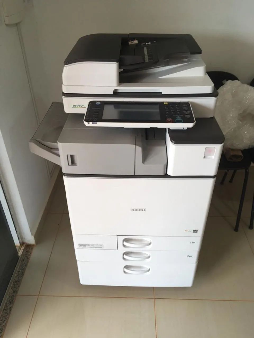 Impressora Multifuncional Ricoh MP C2503