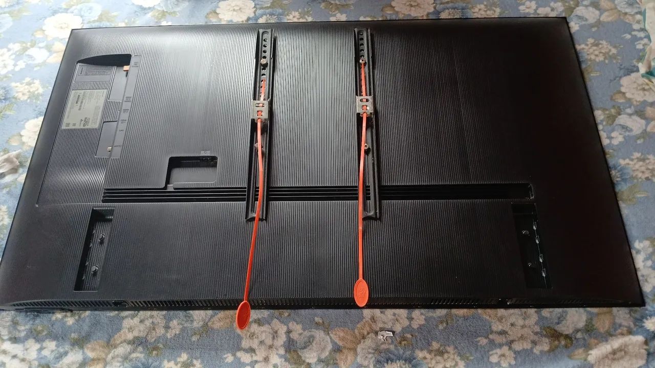 TV smart 4K Samsung com Bixby 50 polegar  - Foto 4