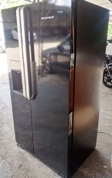 Geladeira Sid by Sid preta touch screem Semi Nova funcionando e em ótimo estado 540 lts - Foto 4