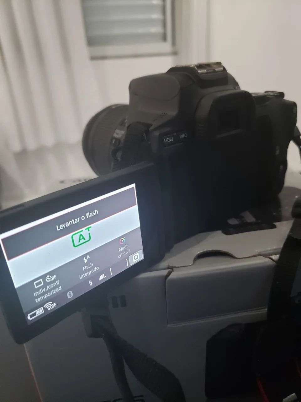 Câmera Canon SL3 DSLR - Nova - Foto 2