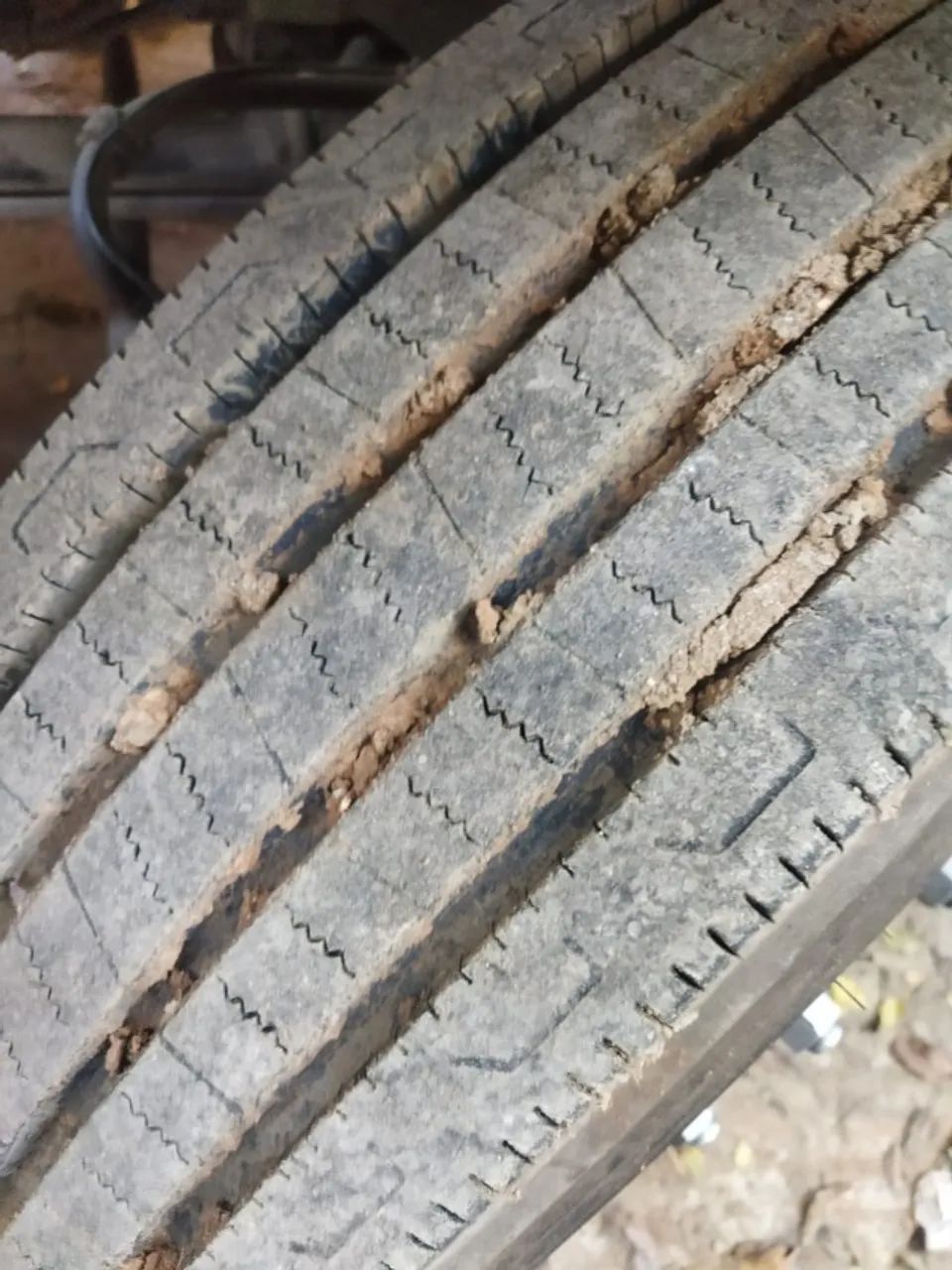 MB Axor 2536 ano 2020 com 315.000 km rodados. - Foto 6