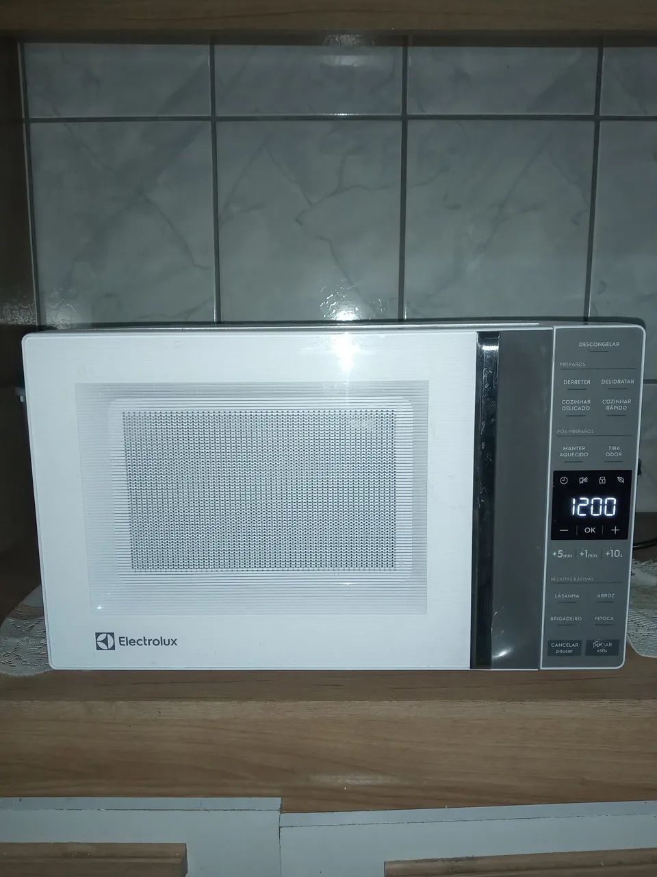 Microondas Eletrolux SEMI-NOVO