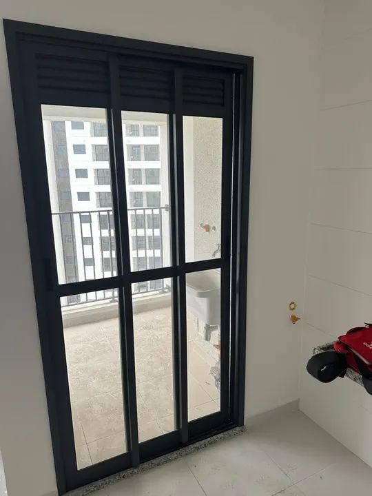 Porta de correr em alumínio com vidro -  nova - Foto 2