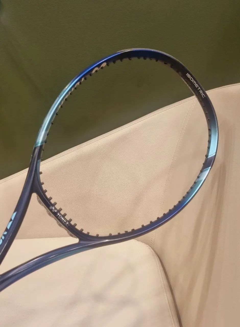 Raquete 2022/23 Yonex Ezone 98 com cushion de couro L3 - Foto 3