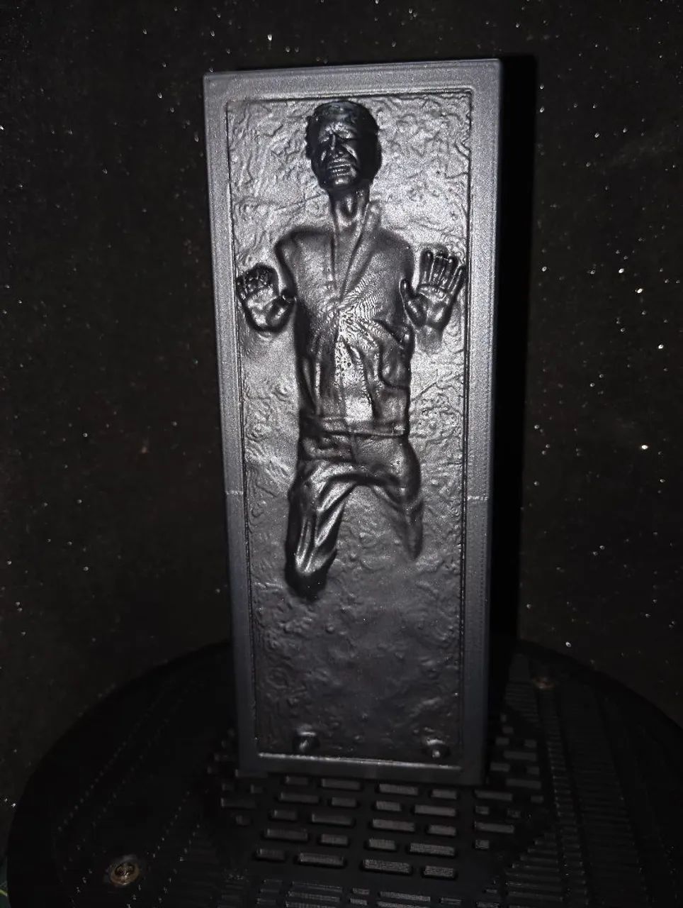Star Wars Han Solo Carbonite para black series feito em 3d - Foto 2