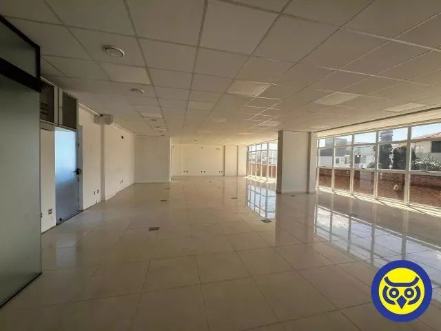 Andar corporativo para aluguel, no Bairro Trindade, com 225m² área util, área externa