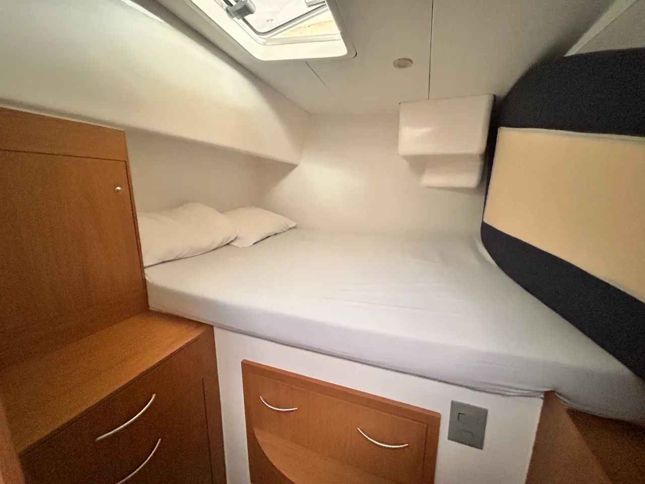 Catamarã CatFlash43 a motor - Foto 13