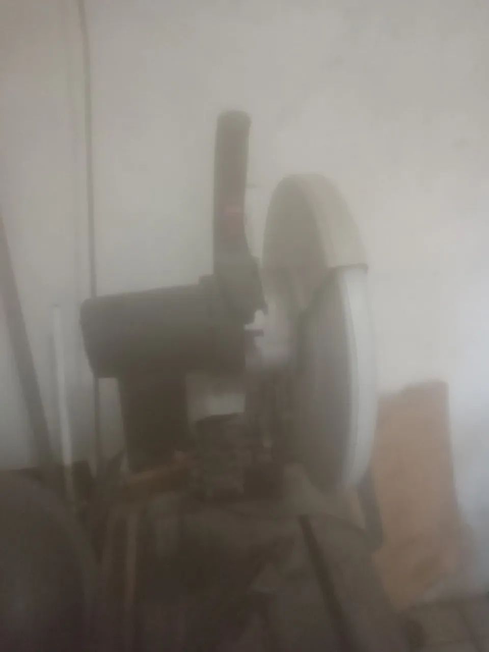 Vendo máquinas pré metalúrgica 