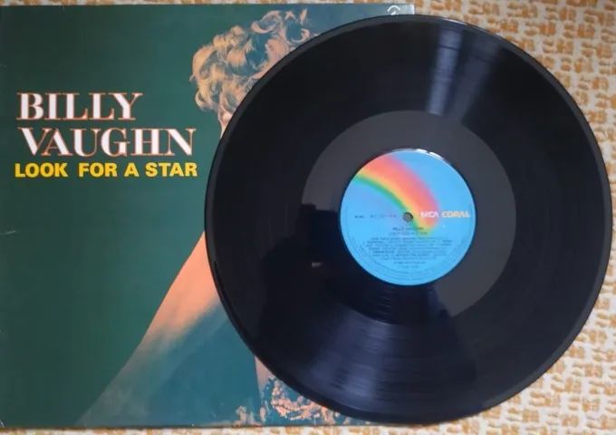 LP Billy Vaughn - Look For a Star (reimpressão de 1983) - Foto 3