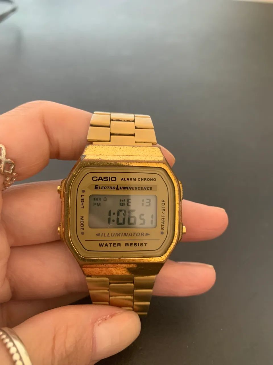 Relógio digita CASIO dourado - Foto 3