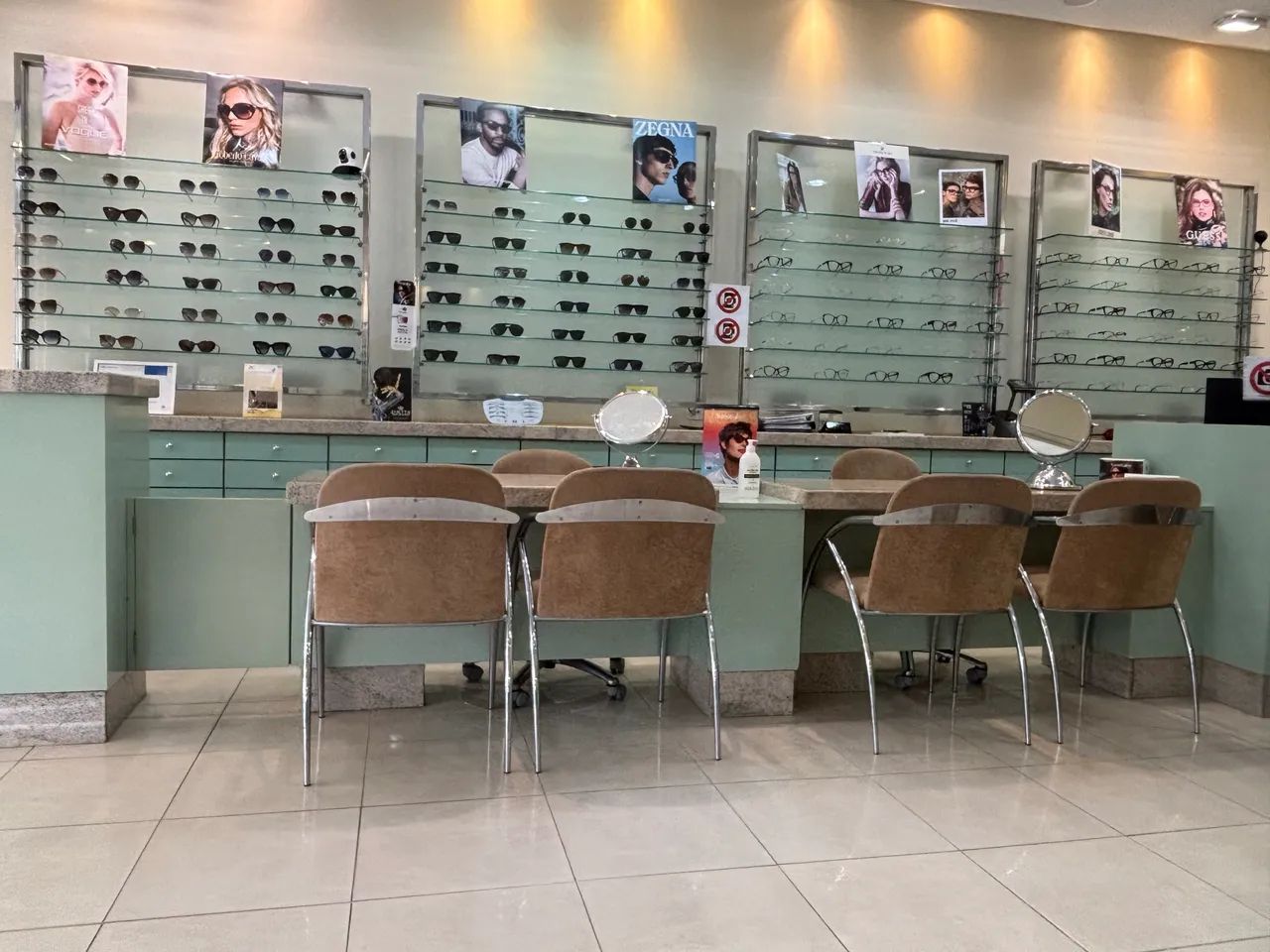 PONTO COMERCIAL EM CURITIBA-        ÓTICA COMPLETA EM FUNCIONAMENTO  - Foto 3