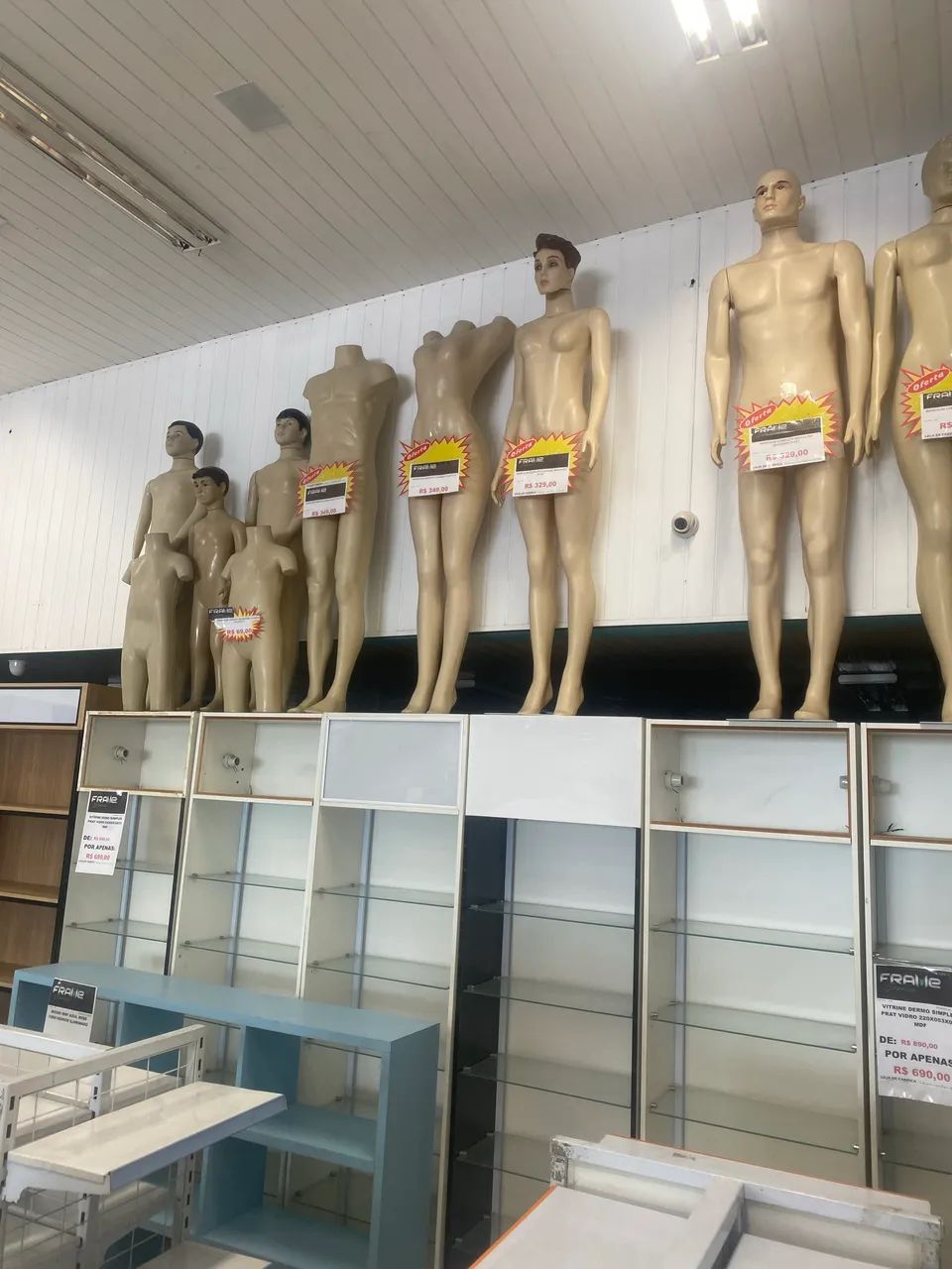 Manequim plástico qualquer peça na promoção  - Foto 3