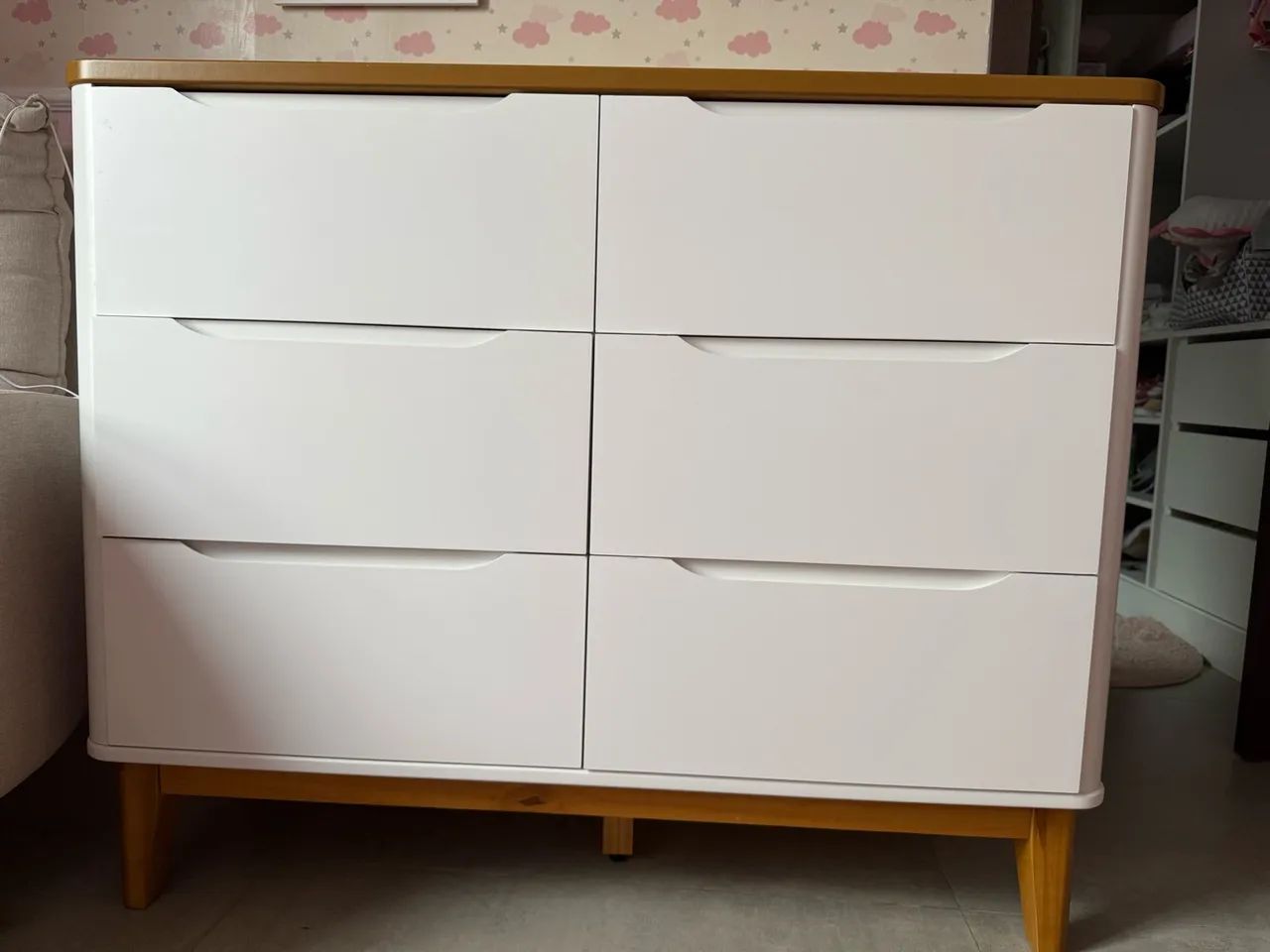 Cômoda branca 6 gavetas