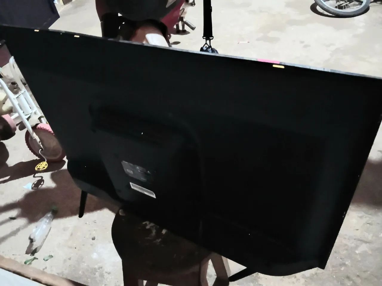 TV  TCL 32 Tela quebrada  - Foto 2