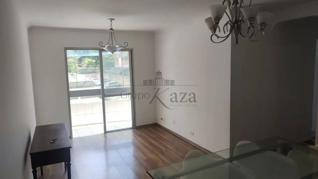 Apartamento - Vila Olímpia - 3 Dormitórios - 79m².