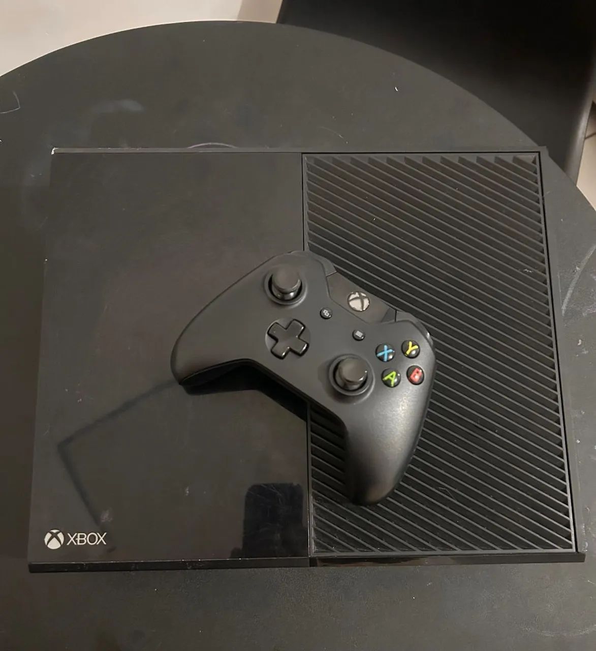 XBOX ONE COM 4 JOGOS E 1 CONTROLE ! - Foto 2