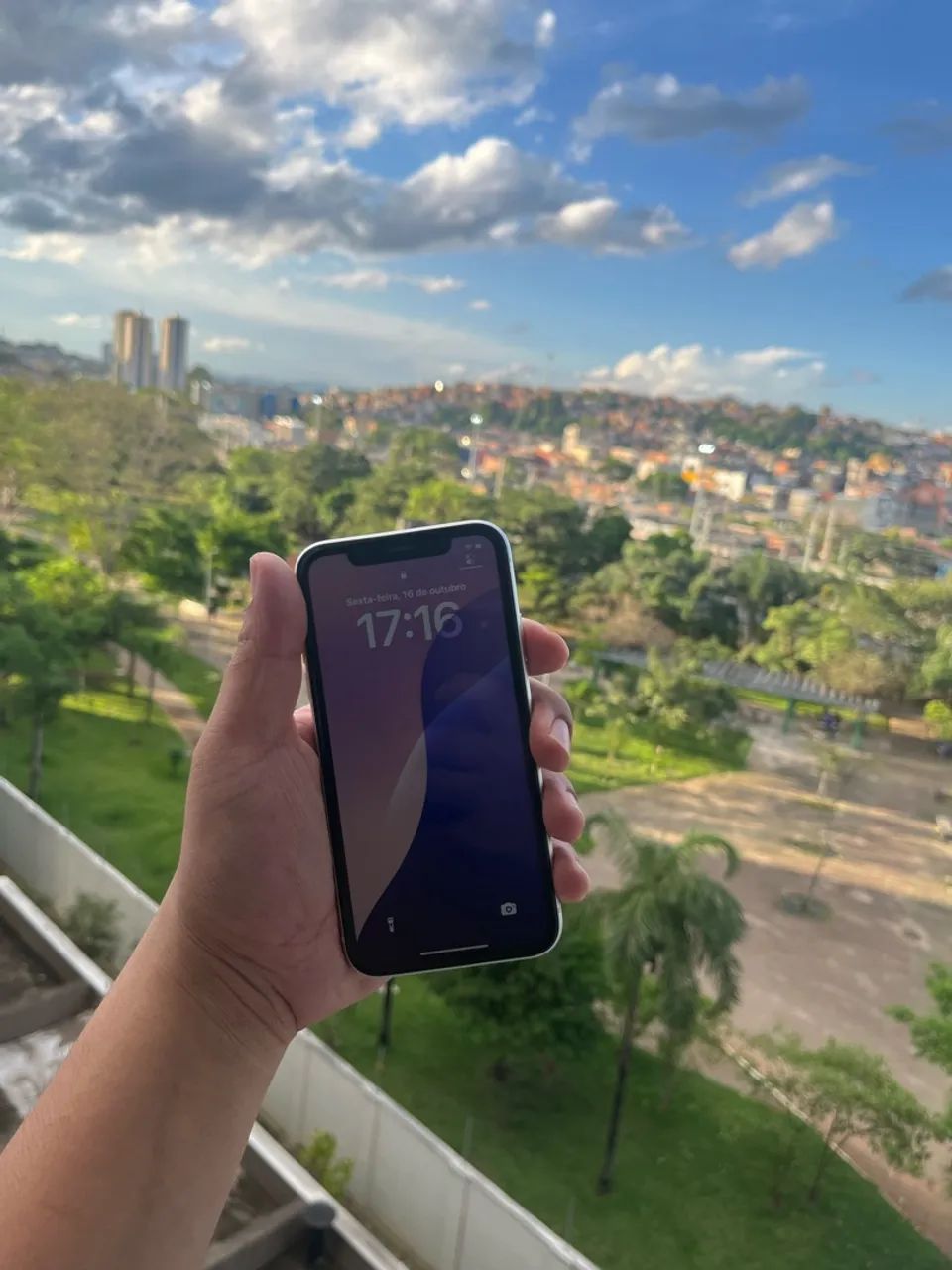 iPhone XR 124GB - Foto 3