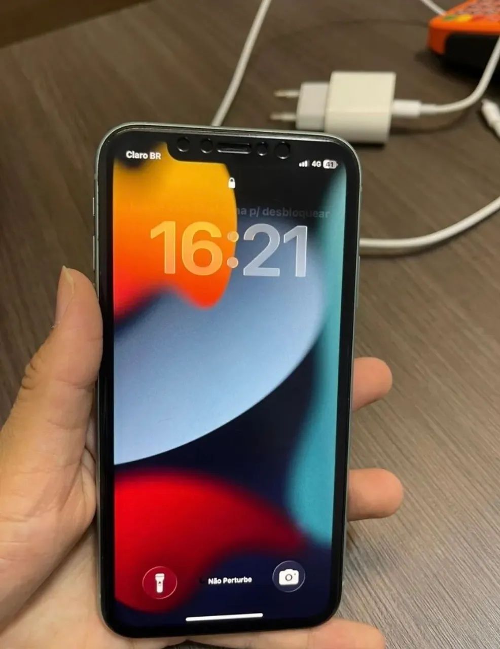 iPhone 11 verde - Foto 3